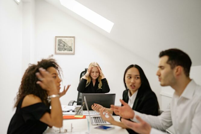 pexels-yan-krukau-7640830 workplace stress